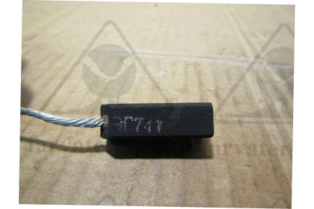 Электрощётка 10х12,5х32 ЭГ-74, 5ТА.578.033.1