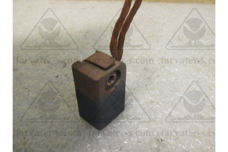 Щетки электрографитовые 20х25х40 83-2