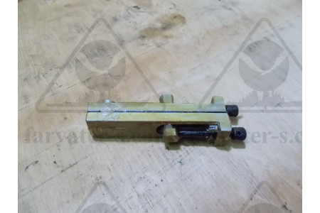 Стяжка (струбцина) для крепления болтов завод "Калибр"