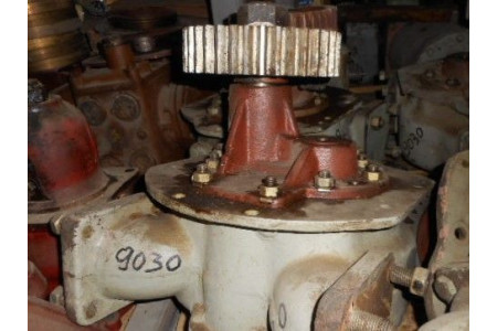 Насос масляный правый 8ДР30/50 23Г-124-003