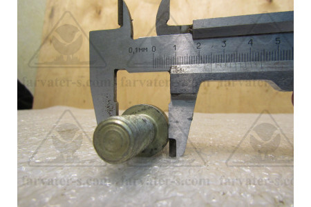 Шпилька с буртиком 922-03.131